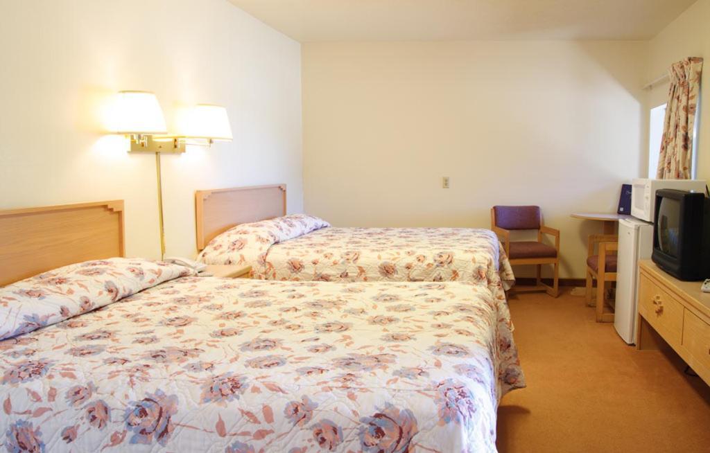 Dove Creek Inn 외부 사진